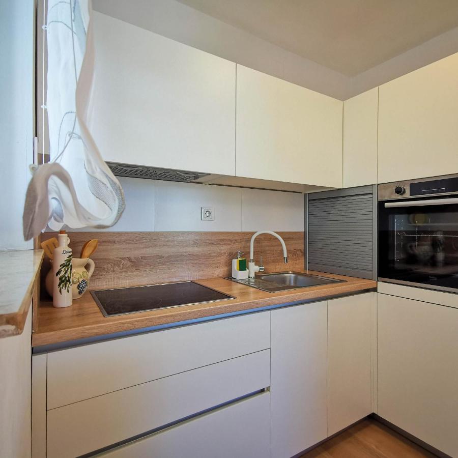 Apartment Ližnjan Εξωτερικό φωτογραφία