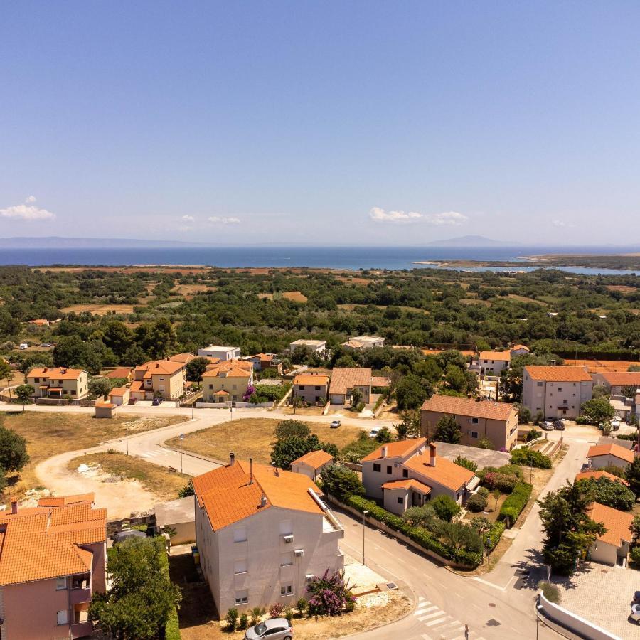 Apartment Ližnjan Εξωτερικό φωτογραφία